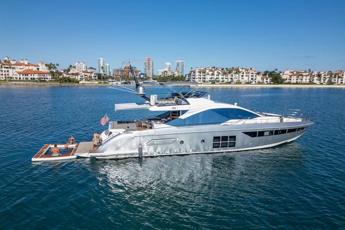 74' Azimut S7 yacht charter Miami