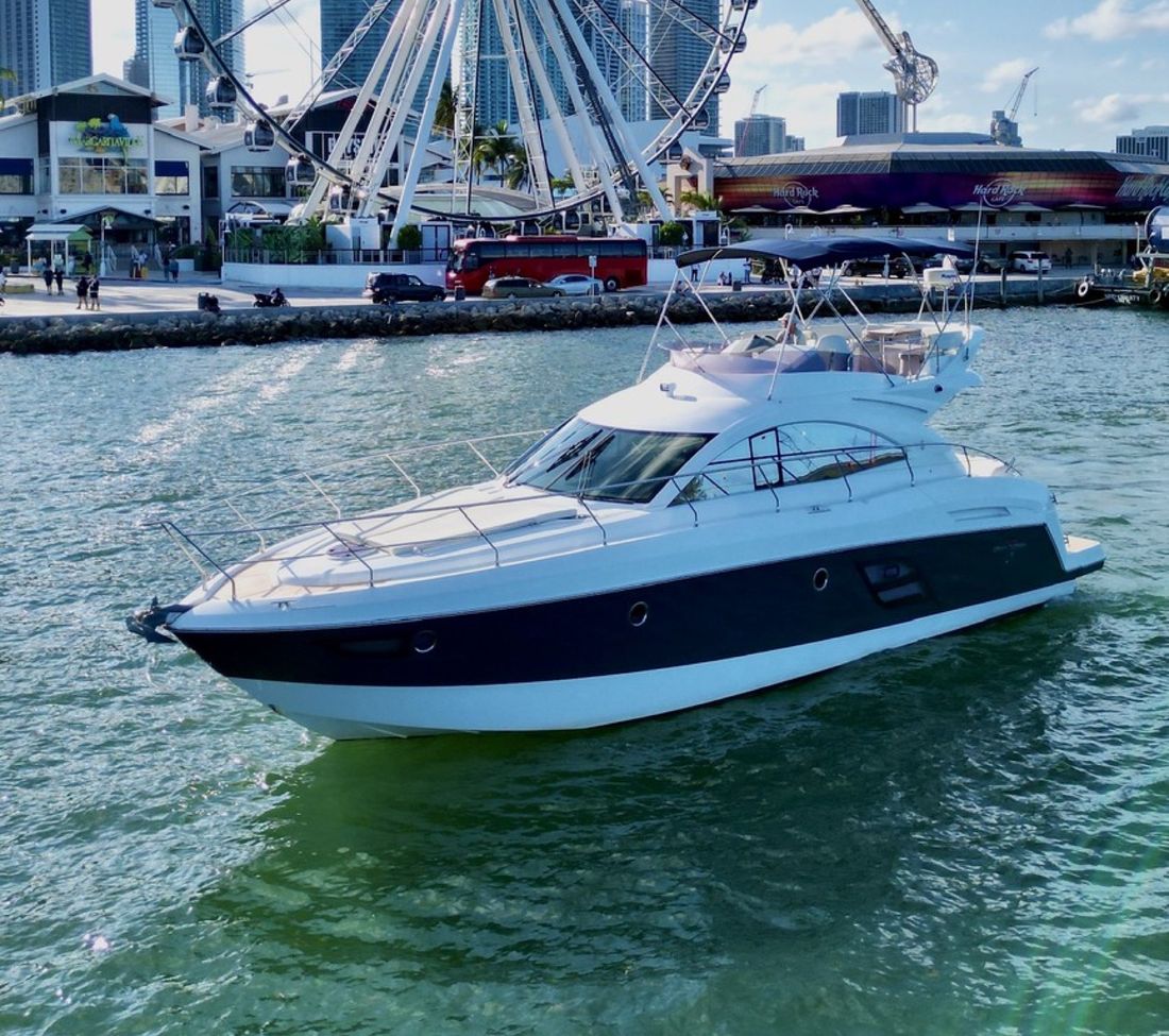 52' Beneteau "The Ark" yacht charter Miami
